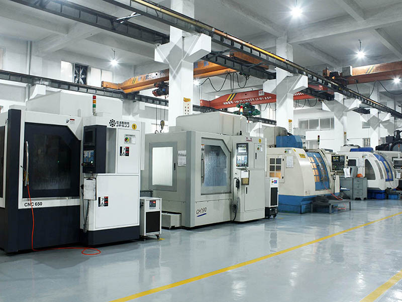 和布克赛尔模具制造-07